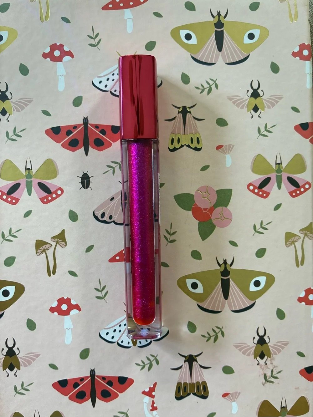 COVERGIRL Lip Lava High-Shine Gloss and ESPA Bergamot & Jasmine Body Wash - 30ml